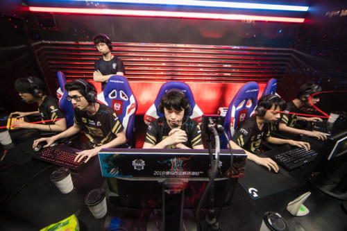 管理和高质 管理和高质